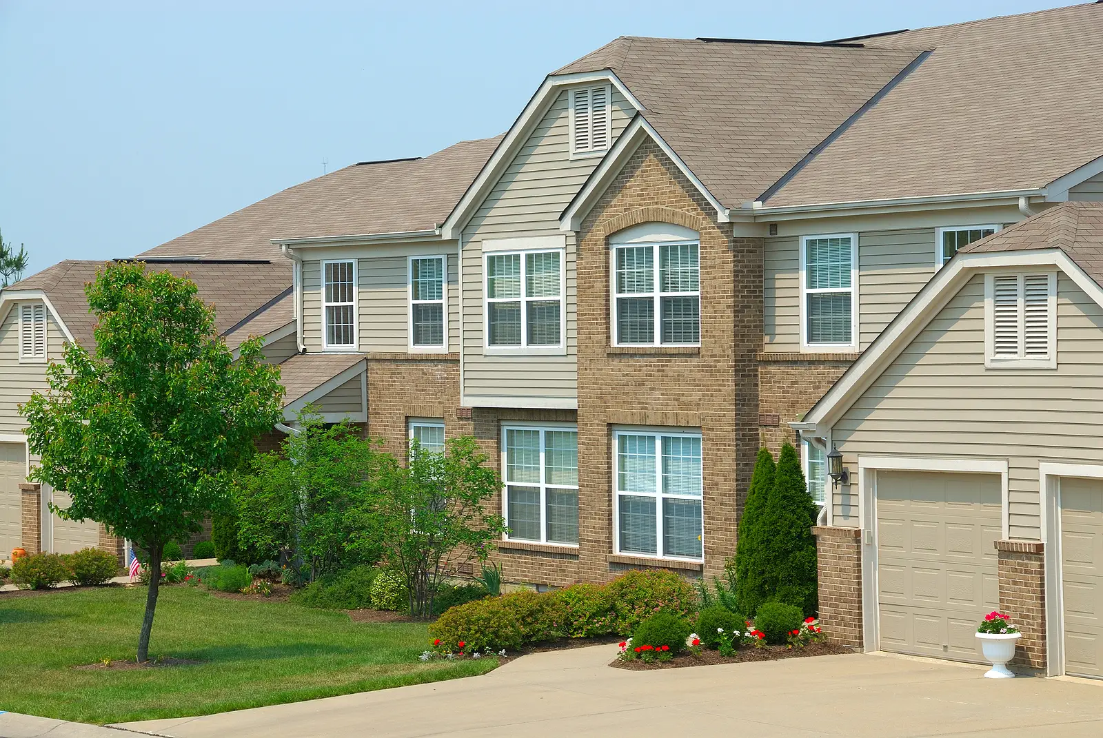 Building a Strong Compliance Culture in Your HOA: Tips for Success in Oakland, CA