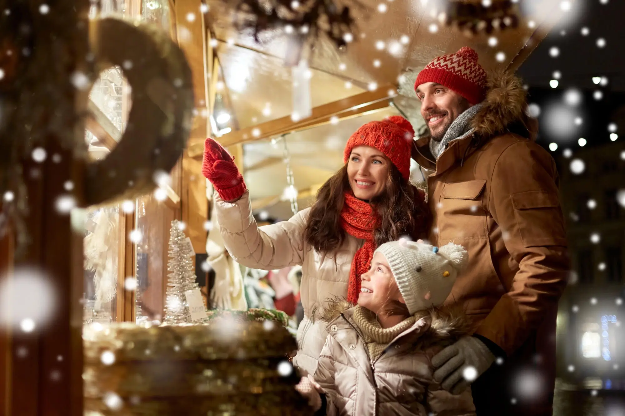 Top Seasonal HOA Ideas for Engaging Your Community